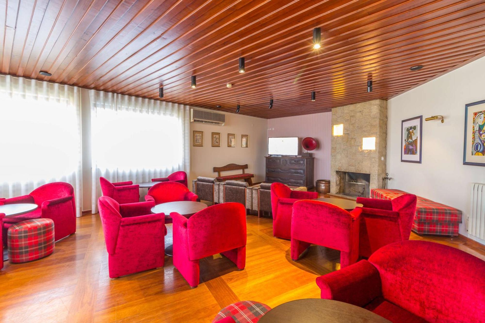 Hotel Eurosol Seia Camelo Luaran gambar